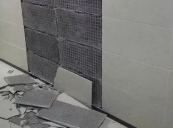 嫩江瓷砖空鼓维修公司分享下嫩江墙砖松动维修的知识